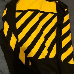 Offwhite sweater